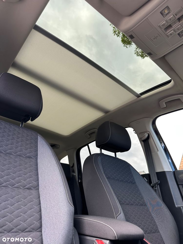 Volkswagen Touran 2.0 TDI SCR Join - 17