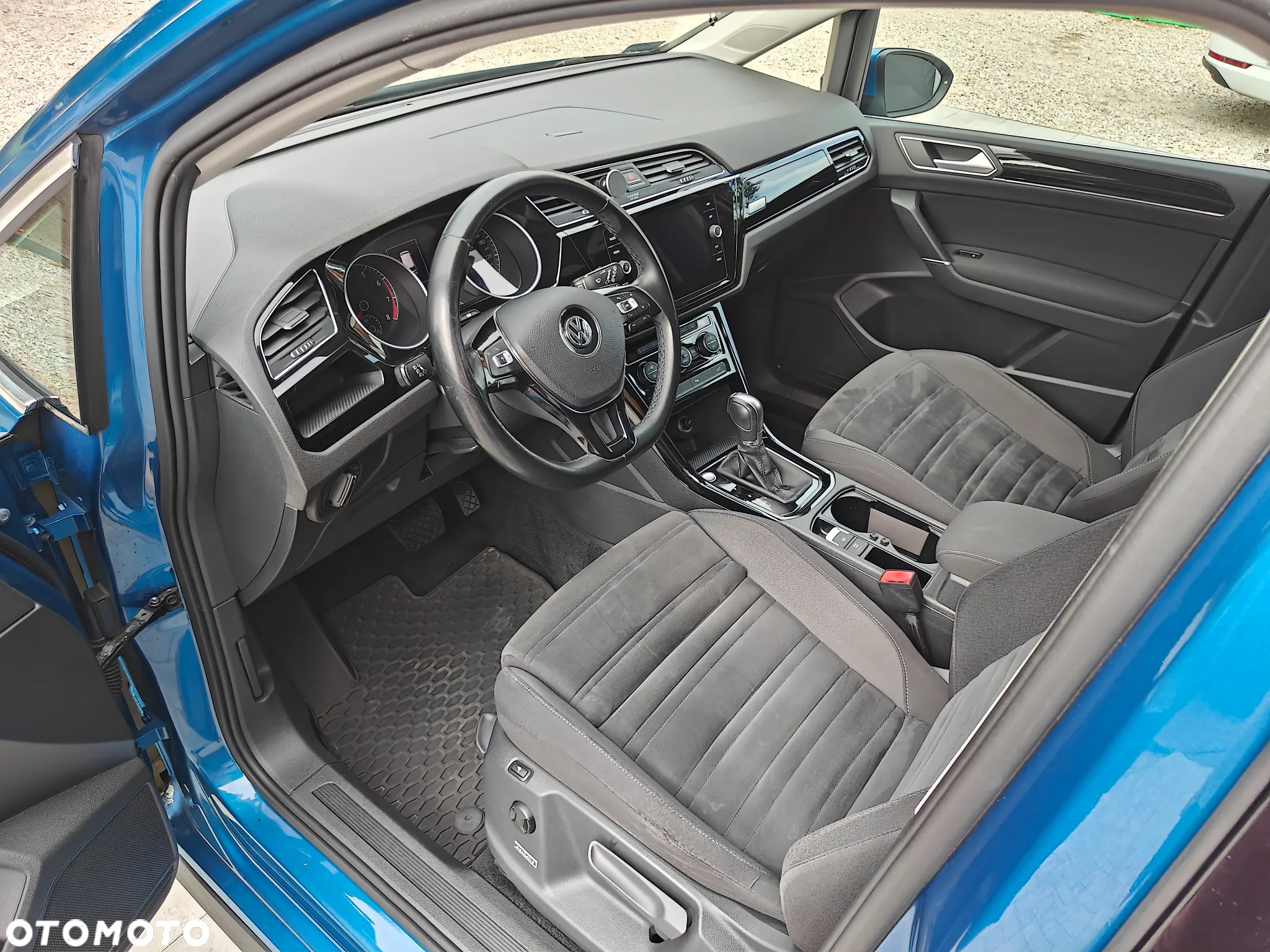 Volkswagen Touran 1.4 TSI BMT Highline DSG - 14
