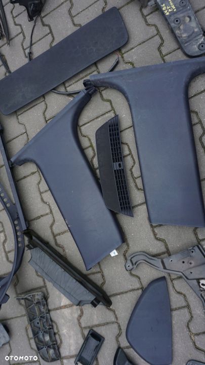 ZAŚLEPKA OSŁONA PLASTIK AUDI A4 B6 SEDAN 2001 - 8