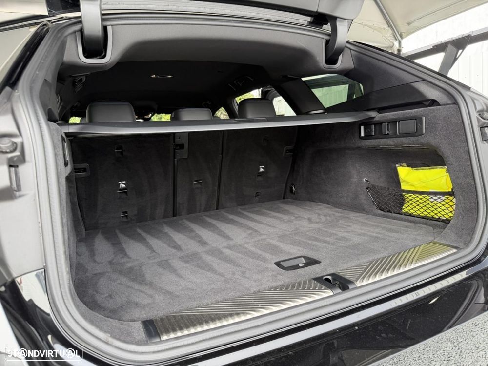 BMW 530 e Pack Desportivo M - 44