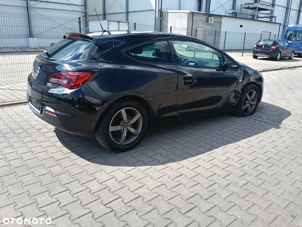 Opel Astra - 4