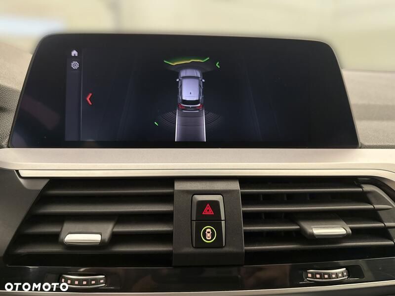 BMW X3 xDrive20i GPF - 16