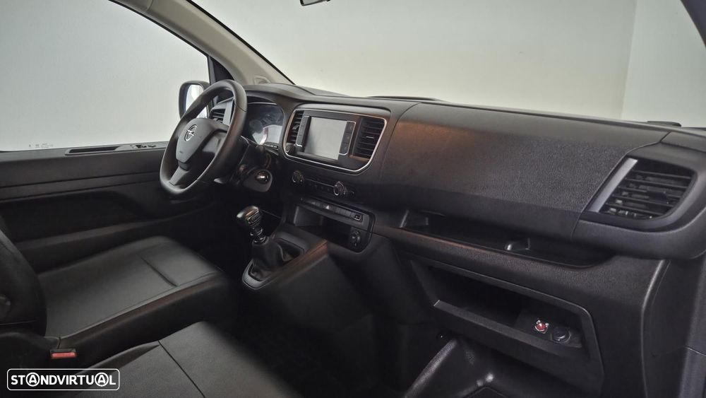 Opel Vivaro - 10