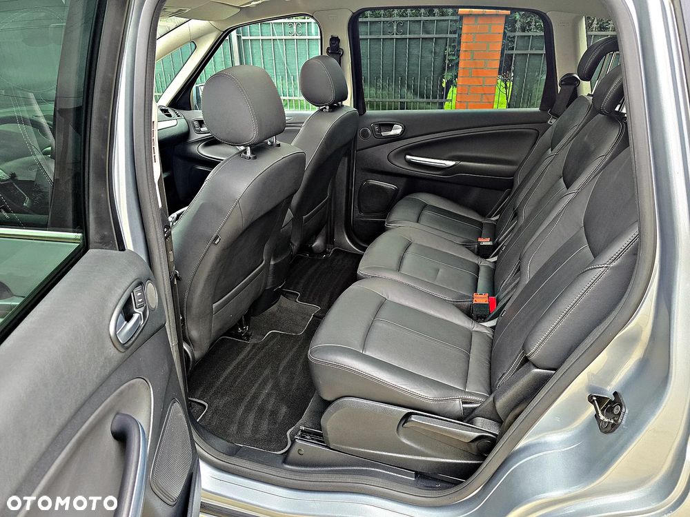 Ford S-Max 2.0 TDCi DPF Business Edition - 35
