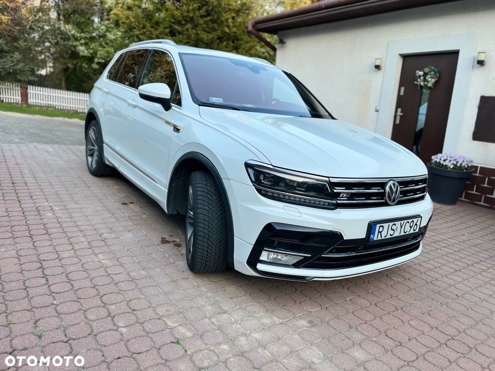 Volkswagen Tiguan - 1