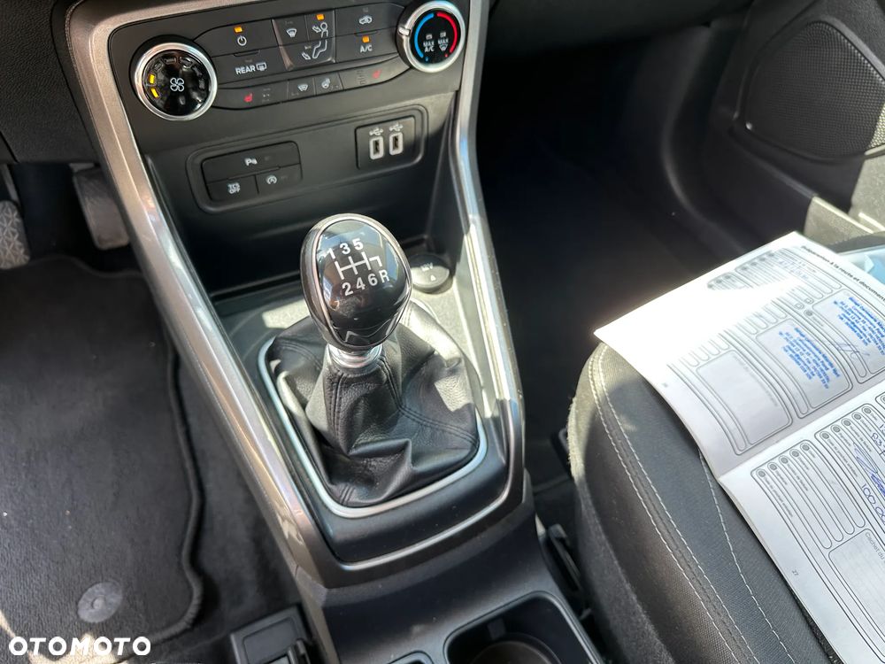 Ford EcoSport - 17