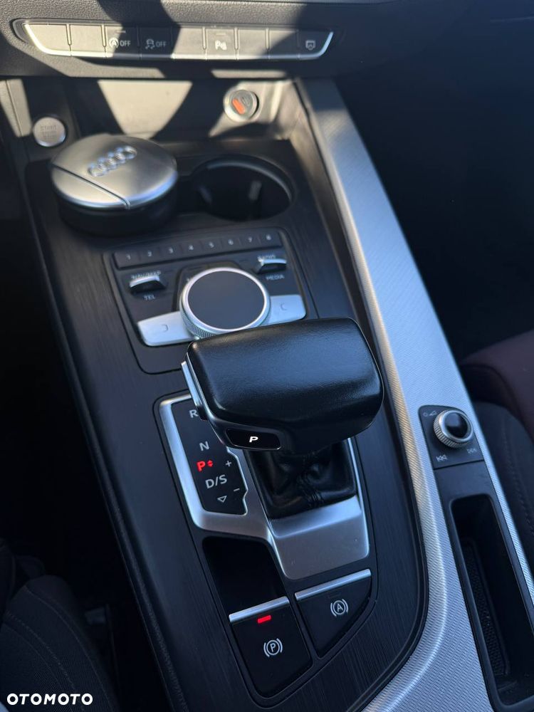 Audi A4 Limousine - 10
