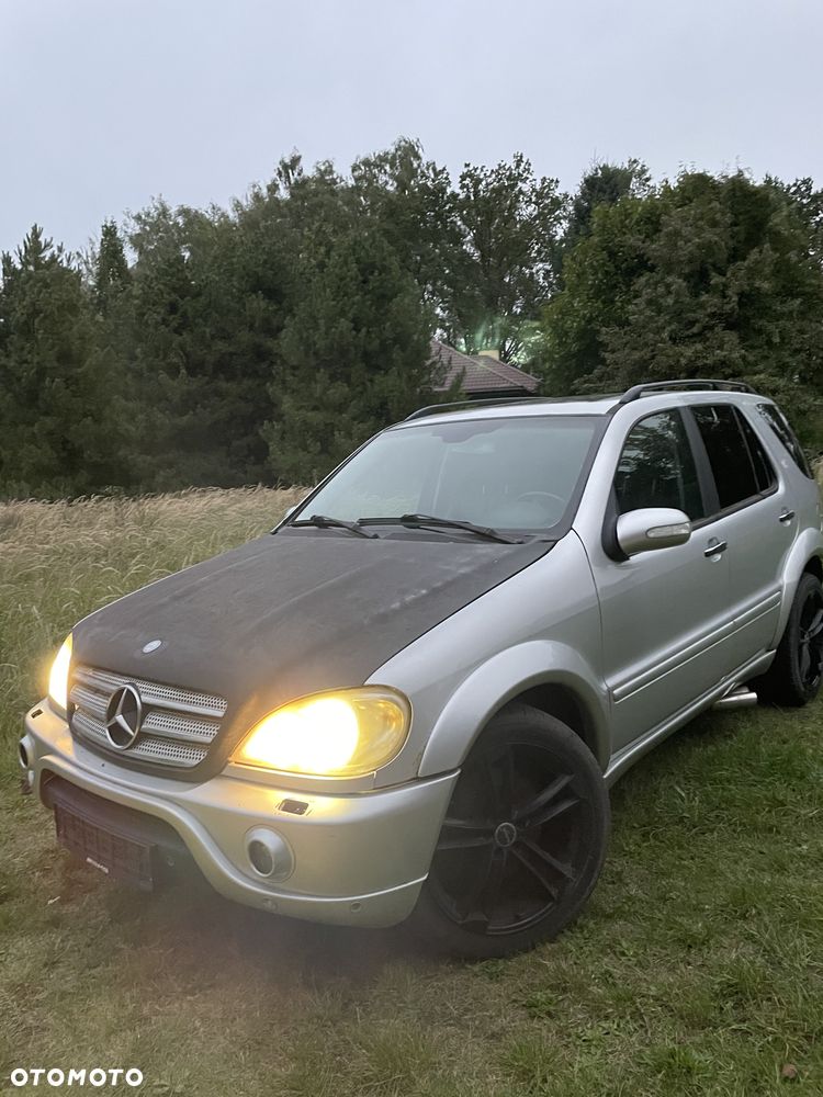 Mercedes-Benz ML 55 AMG - 1