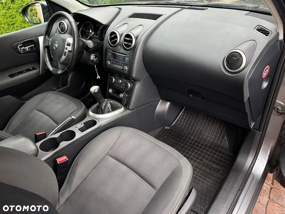 Nissan Qashqai - 4