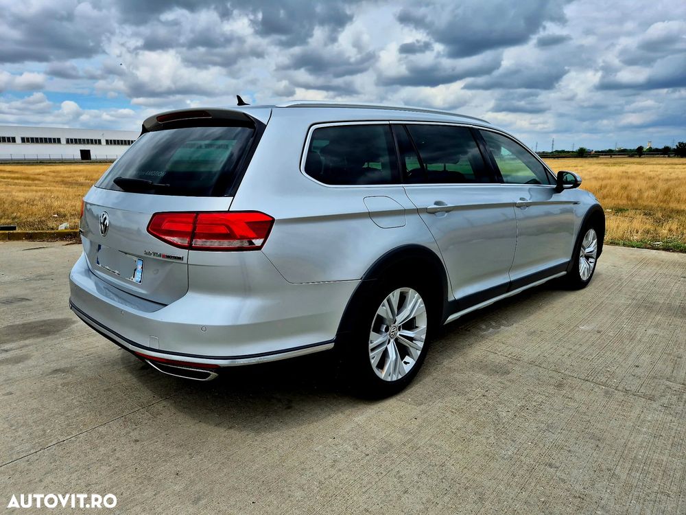 Volkswagen Passat - 4