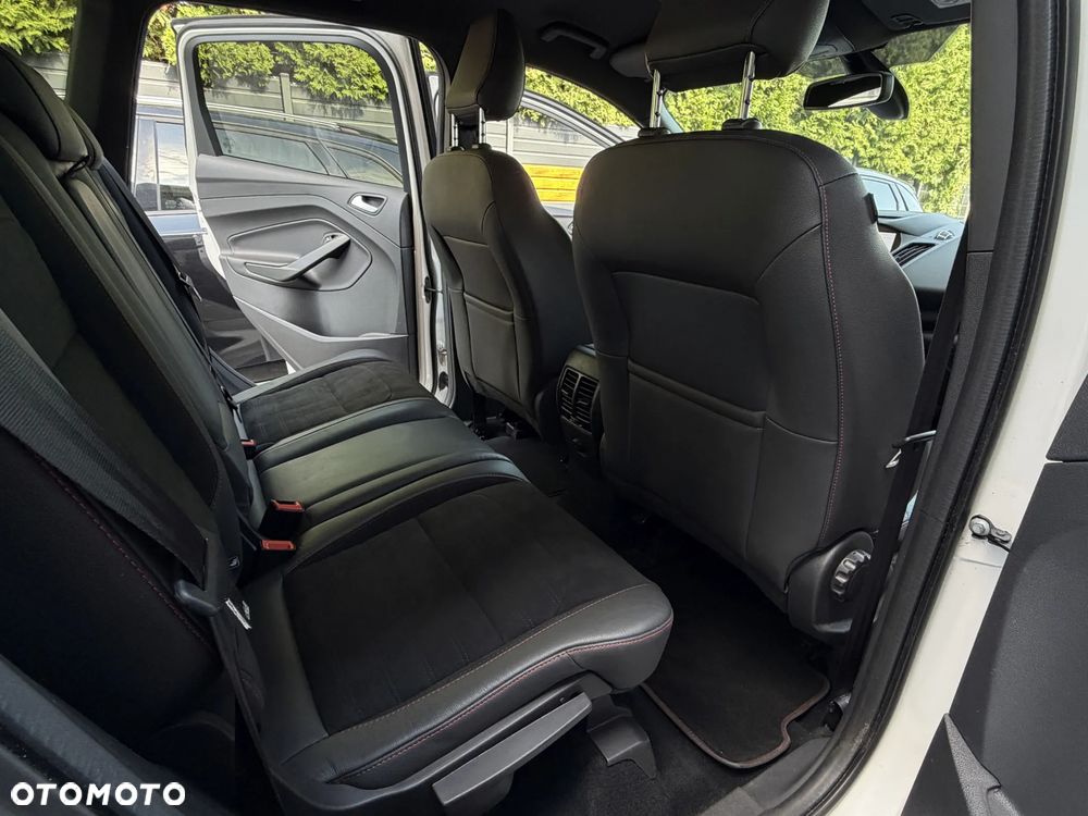 Ford Kuga 2.0 TDCi 4x4 ST-Line - 18