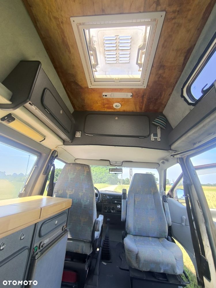 Volkswagen Transporter Standard - 16