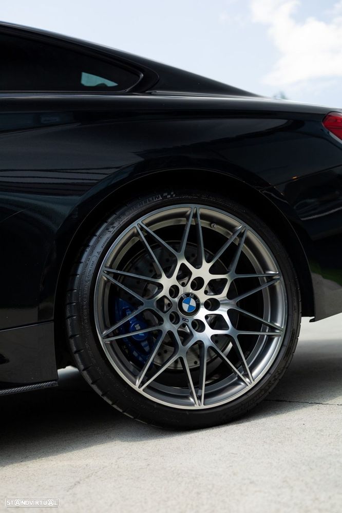 BMW M4 DKG Competition - 21