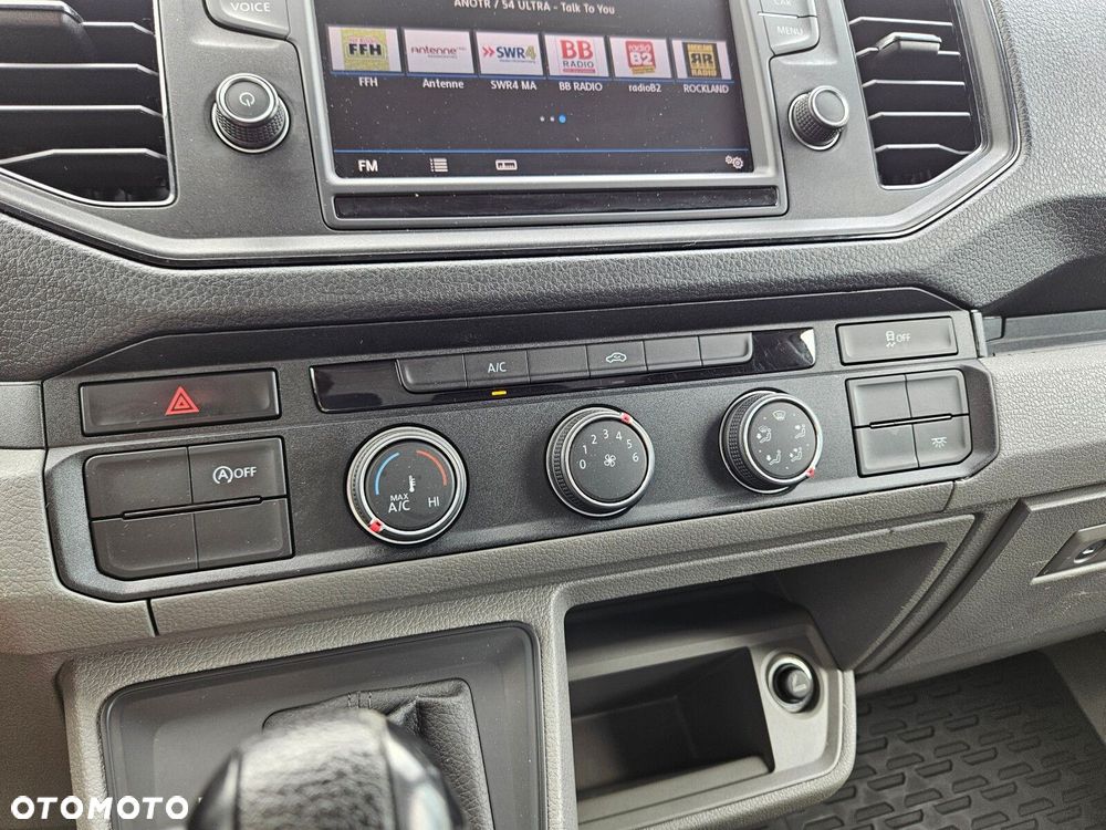 Volkswagen Crafter Kontener 8 ePAL *79999zł NETTO* Winda 750kg 2.0 TDi/140KM - 28