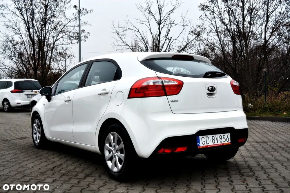 Kia Rio 1.2 Attract - 18