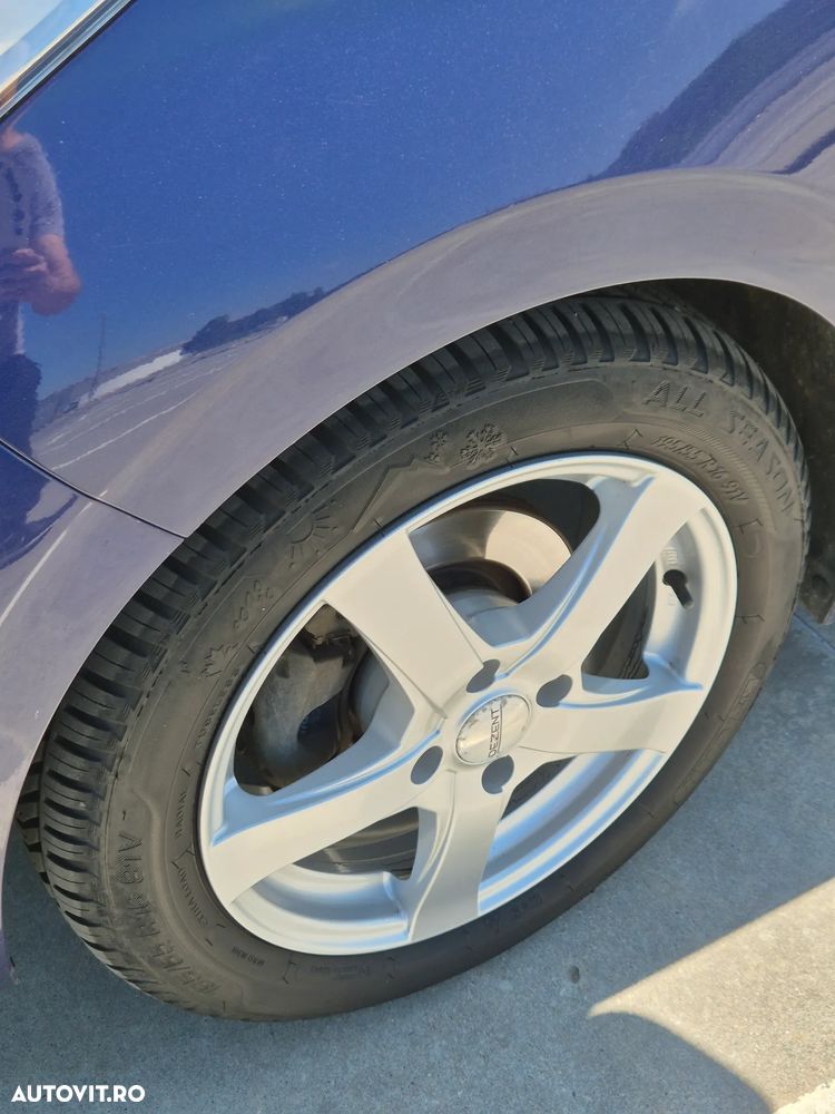 Peugeot 208 1.2 L PureTech Allure - 16