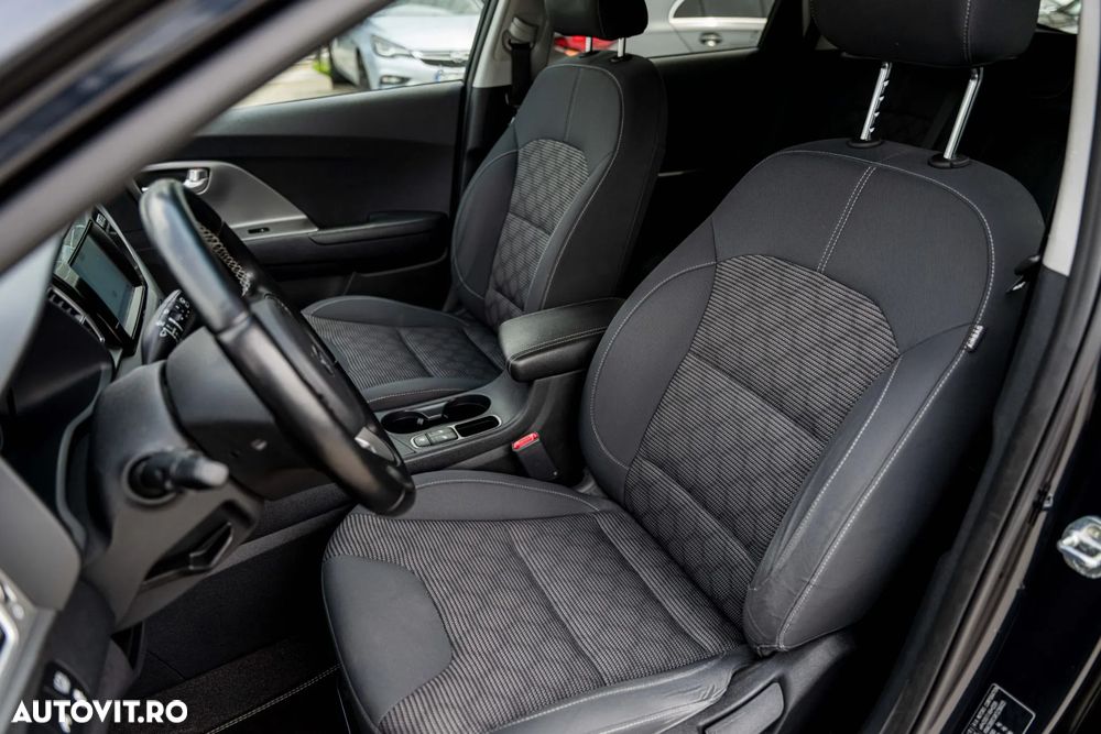 Kia Niro 1.6 GDI 2WD Aut. Spirit - 13