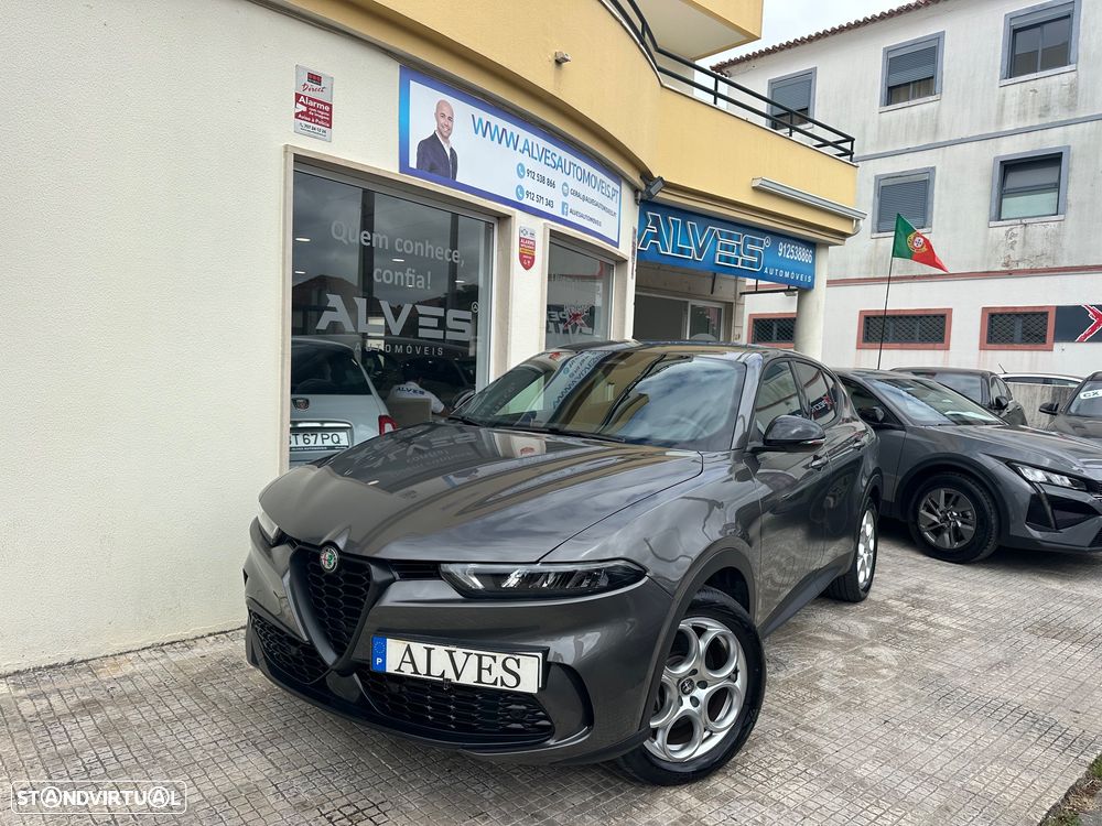 Alfa Romeo Tonale 1.3 Plug-In Hybrid Sprint e-AWD - 1