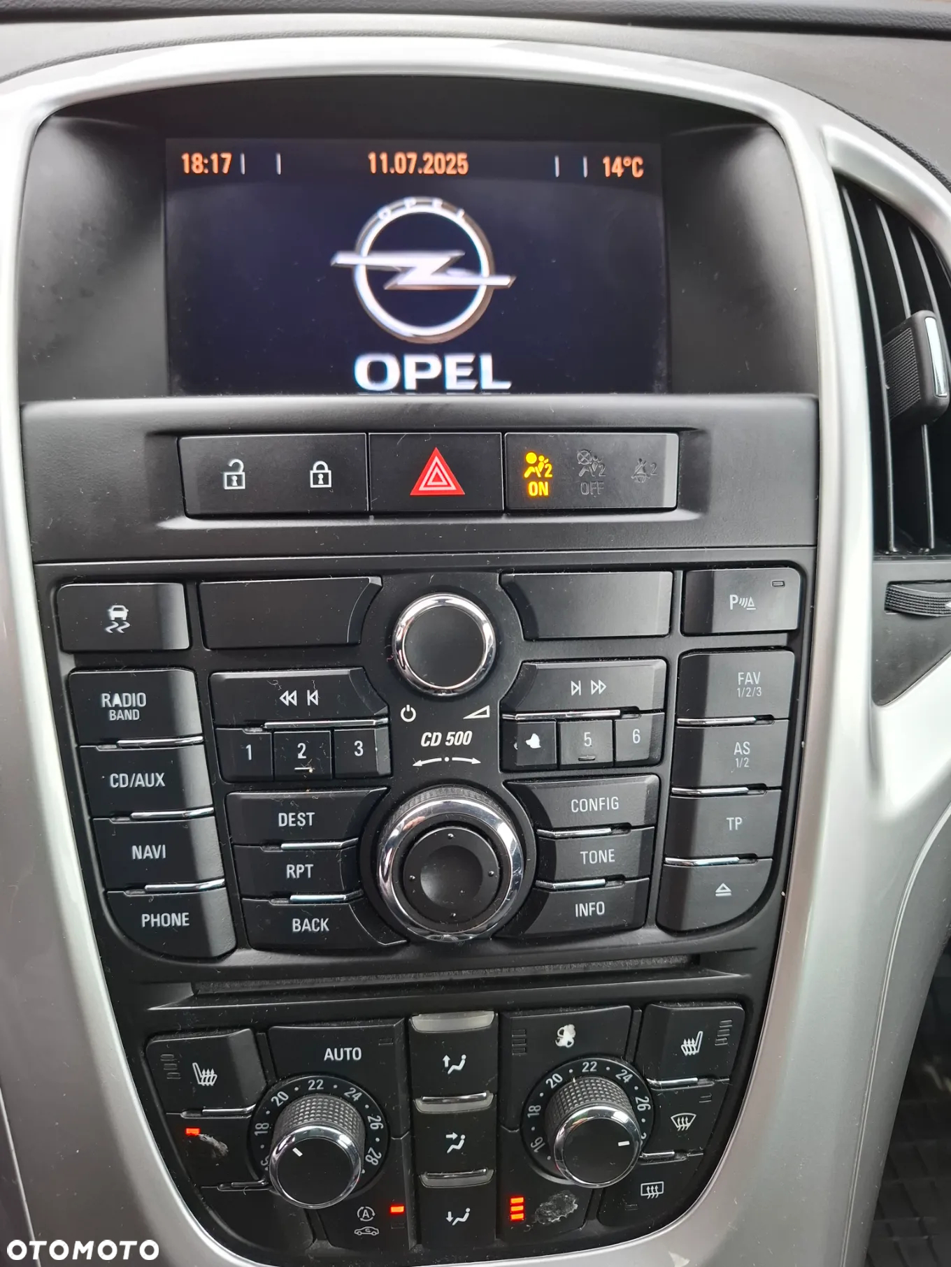 Opel Astra IV 1.4 T Sport - 11