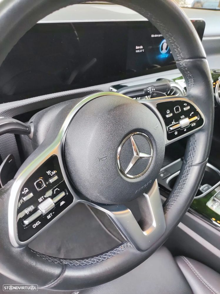 Mercedes-Benz A 250 Limousine e 8G-DCT AMG Line - 20