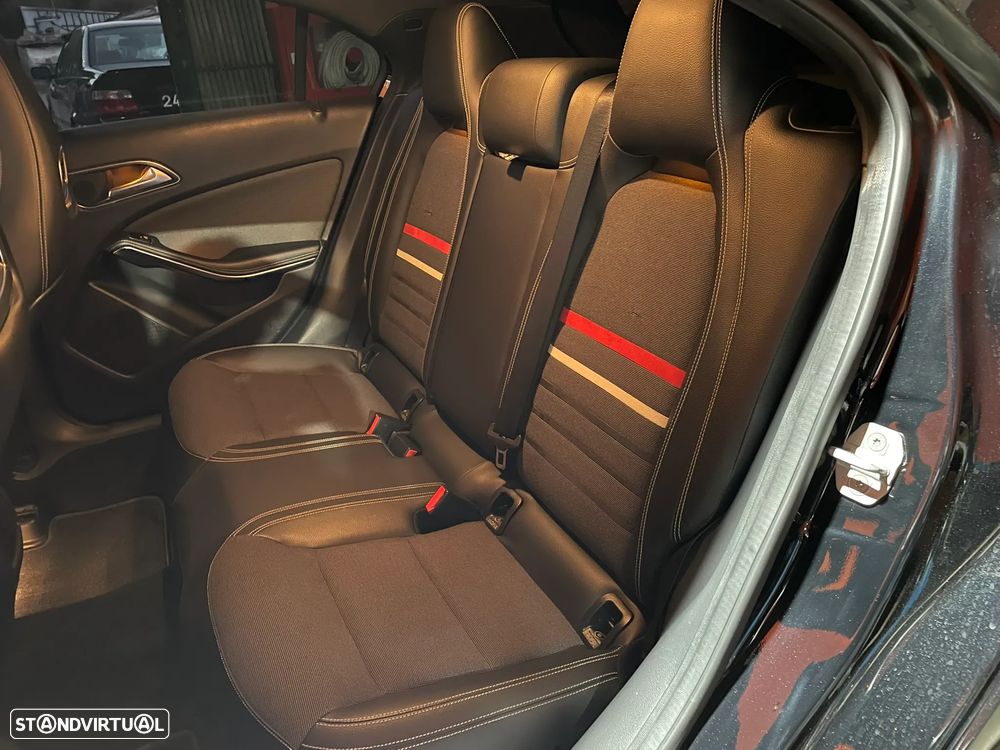 Mercedes-Benz A 180 CDI 7G DCT - 27
