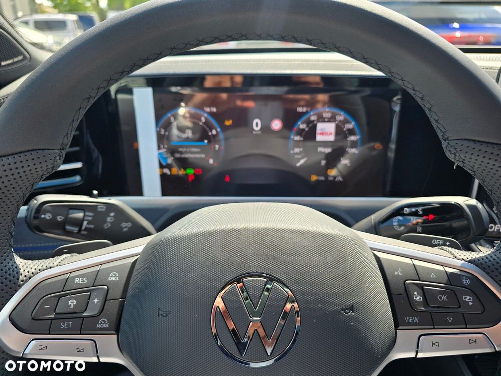 Volkswagen Passat 2.0 TDI SCR R-Line Plus DSG - 15