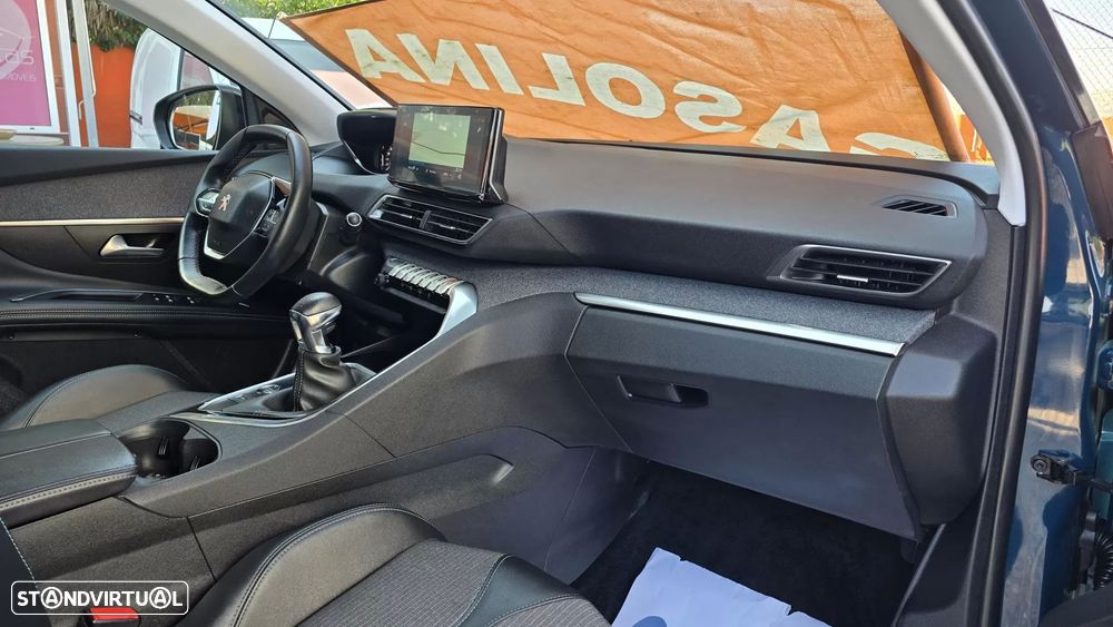 Peugeot 3008 1.2 PureTech Allure Pack - 19