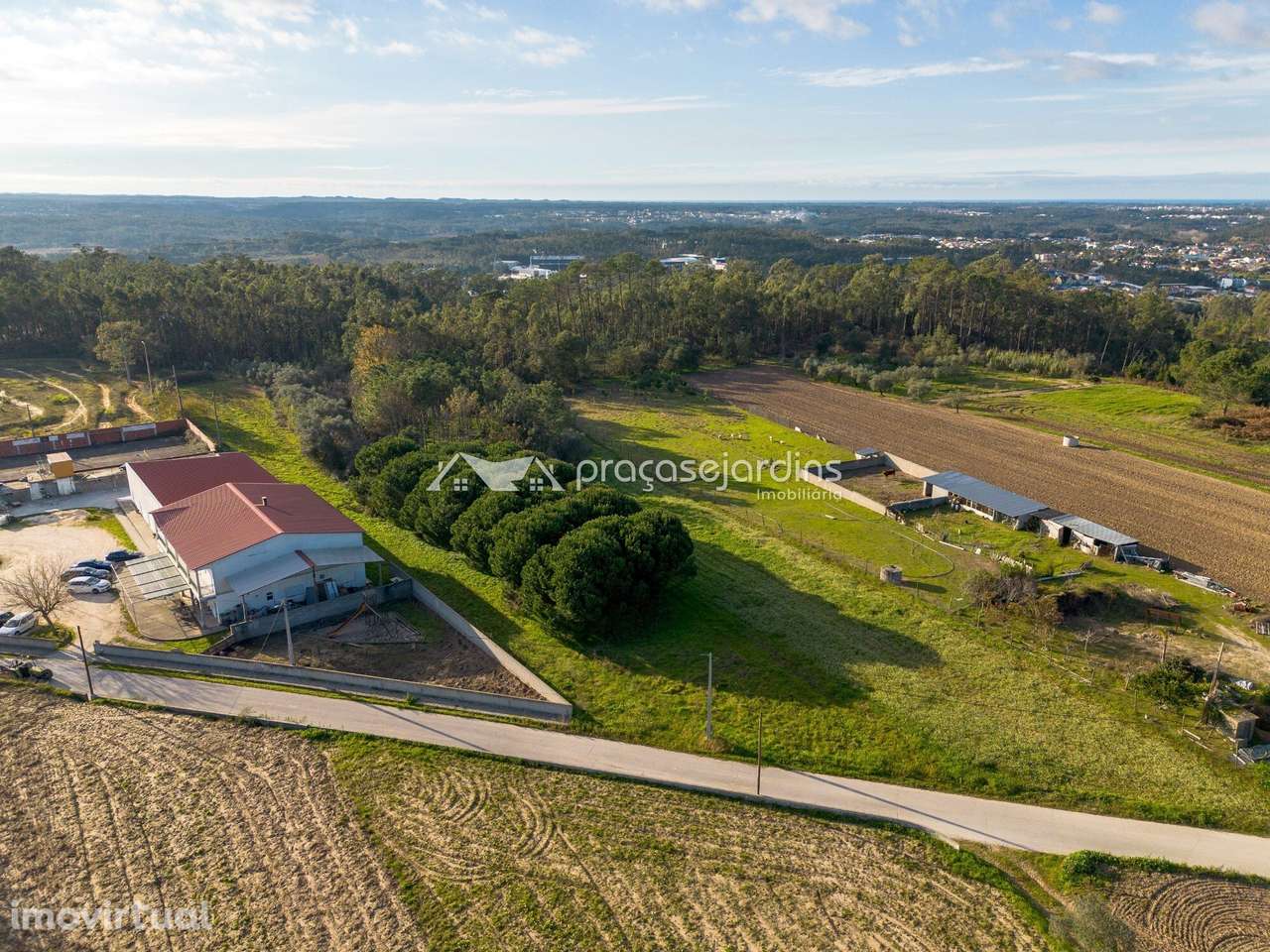 Terreno com 1050m2 - Grande imagem: 5/17