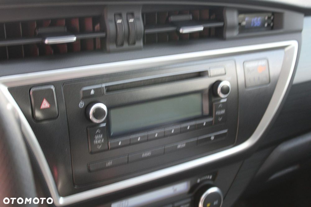 Toyota Auris - 17