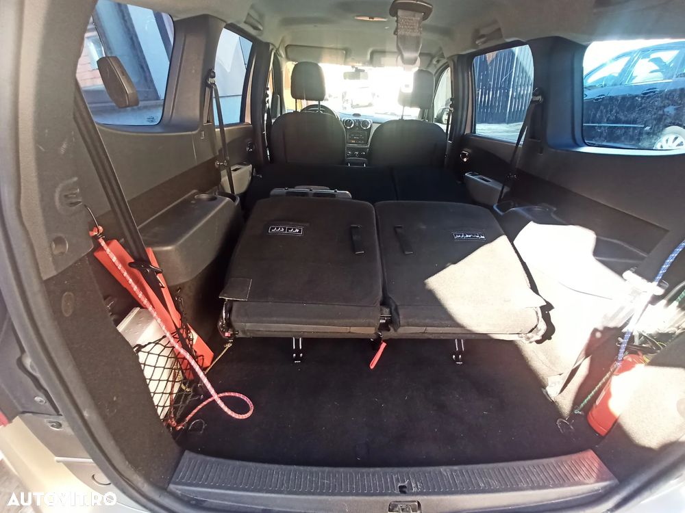 Dacia Lodgy 1.2 TCe 115 CP Laureate - 13
