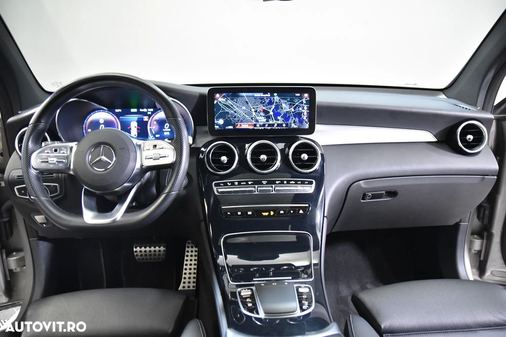 Mercedes-Benz GLC Coupe 300 e 4MATIC - 10