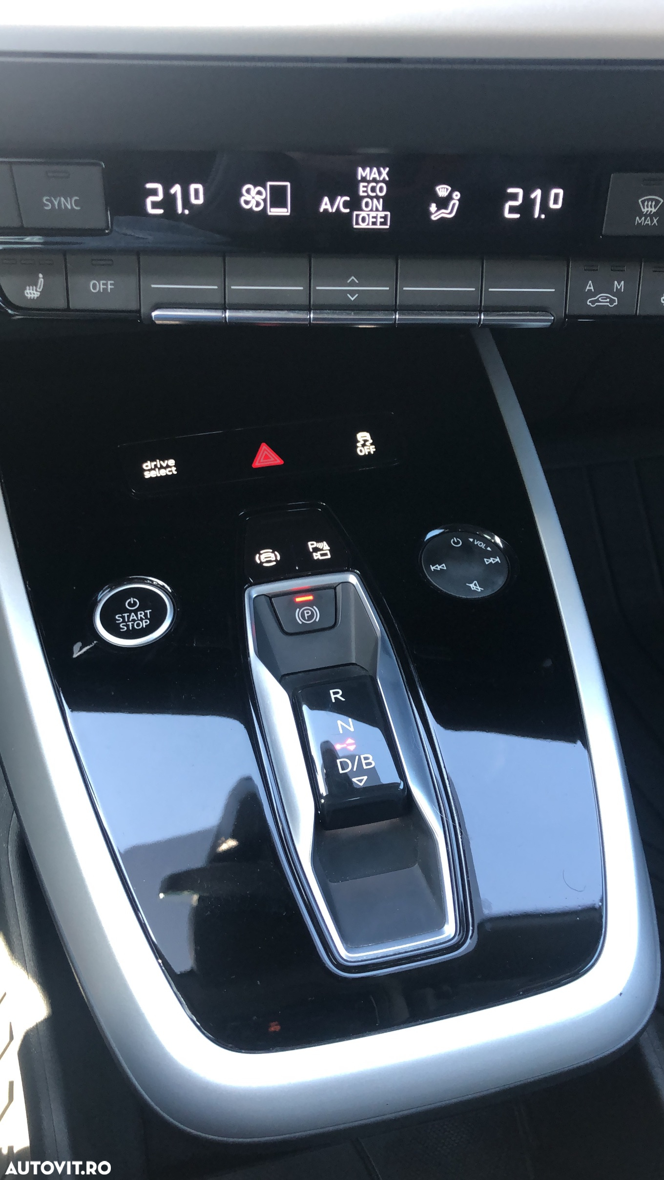 Audi Q4 e-tron 40 - 9