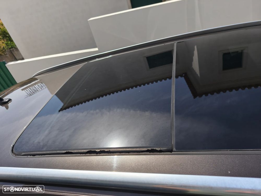 VW Passat Variant 2.0 TDI Highline DSG 4Motion - 10