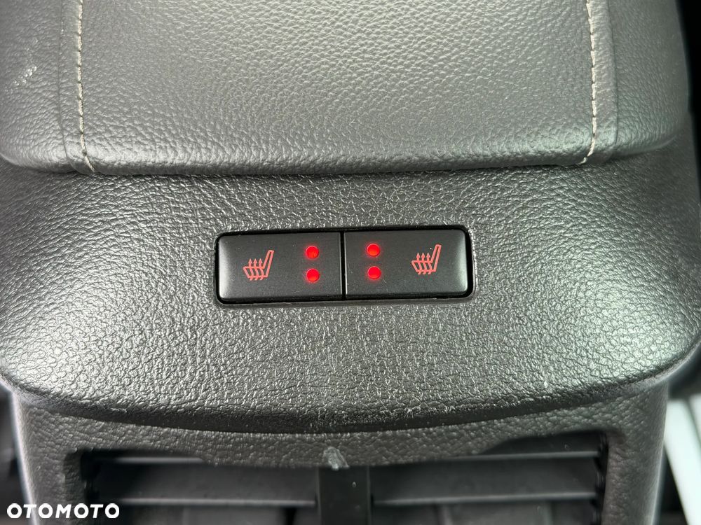 Ford Mondeo 2.0 TDCi STart-Stopp Titanium - 24