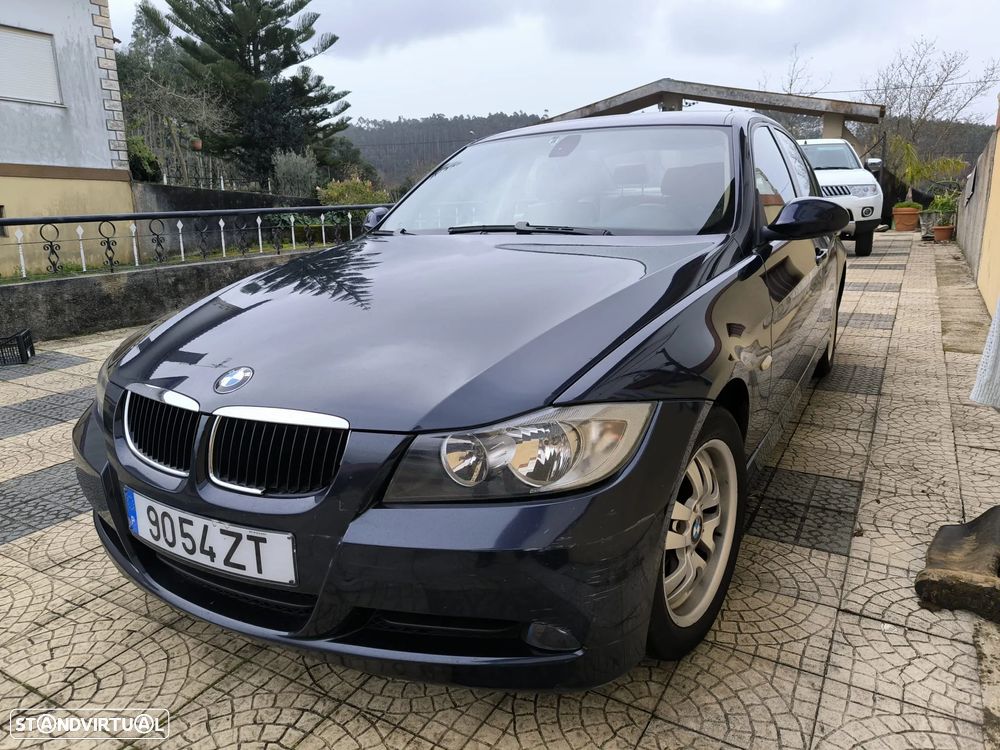 BMW 320 d - 1