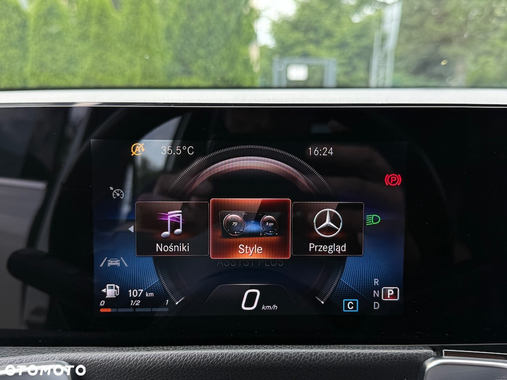 Mercedes-Benz GLB 200 d 8G-DCT - 26