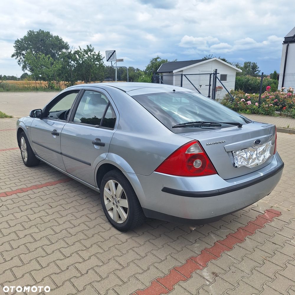 Ford Mondeo 1.8 X - 4
