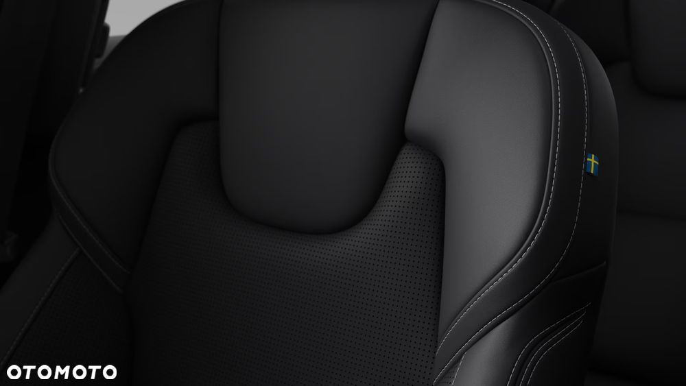 Volvo XC 60 B5 B AWD Ultra Black Edition - 13
