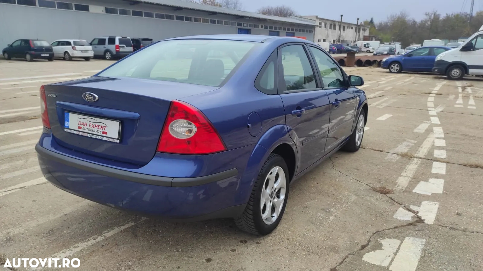 Ford Focus 1.6i Trend - 5