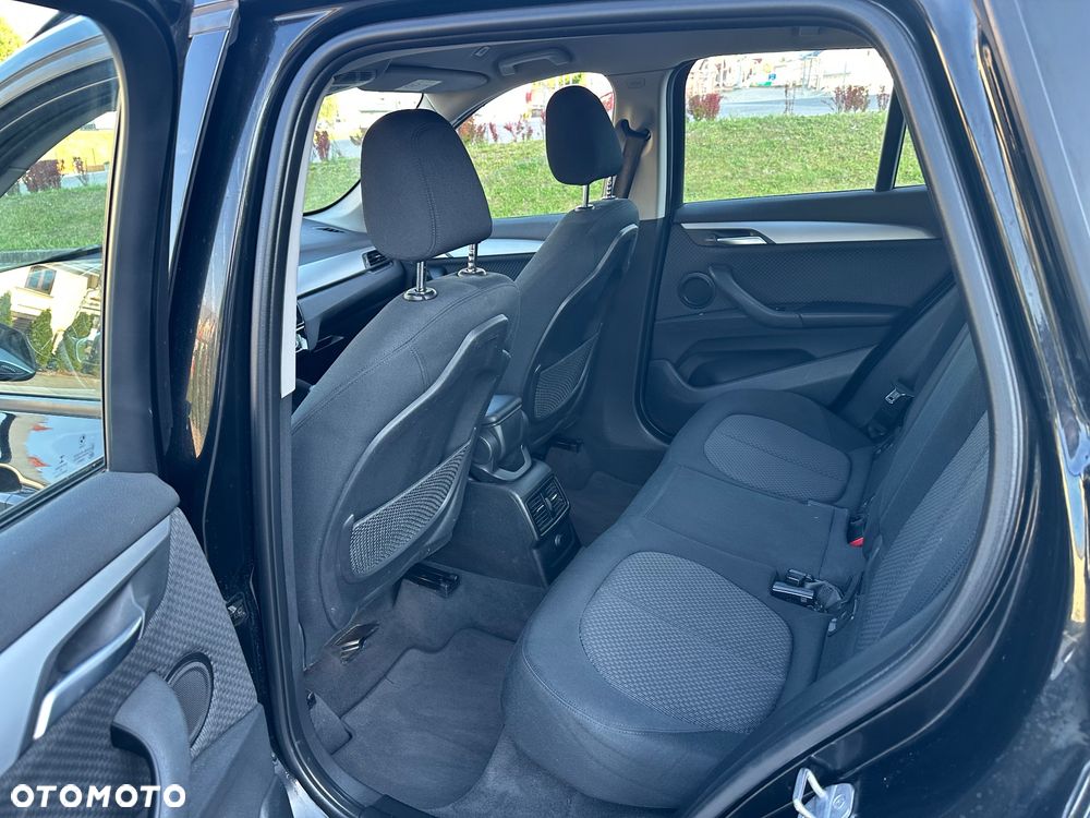 BMW X1 sDrive18d Advantage - 6