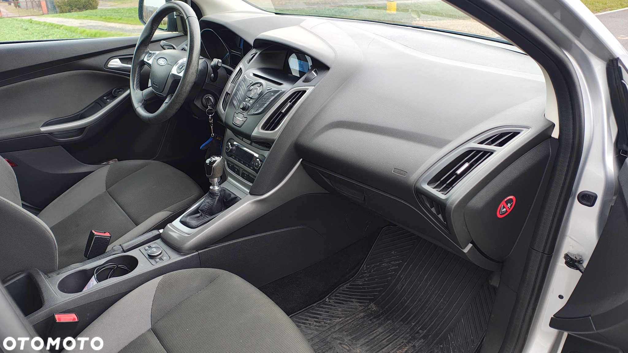Ford Focus 1.6 TDCi DPF Start-Stopp-System Ambiente - 9
