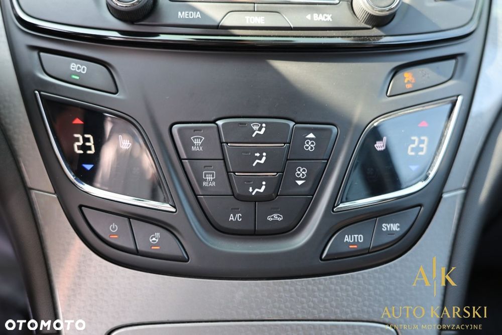 Opel Insignia 1.4 T Cosmo S&S - 27