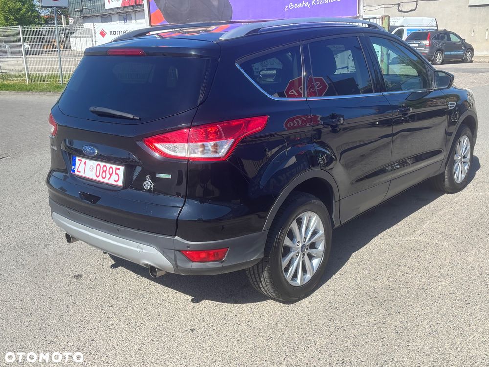 Ford Kuga 1.5 EcoBoost 2x4 Titanium - 11