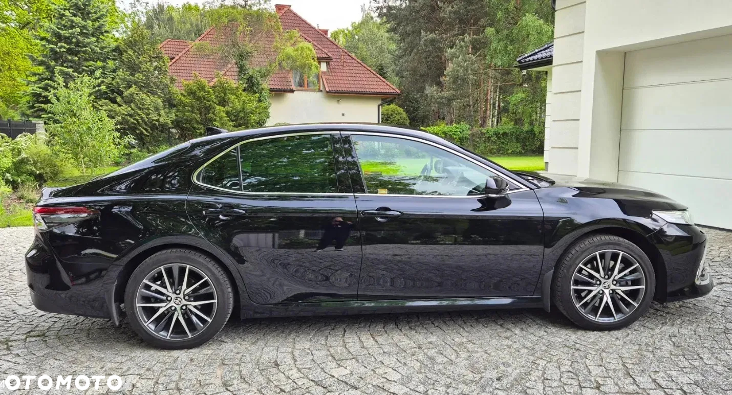 Toyota Camry 2.5 Hybrid Executive CVT - 3