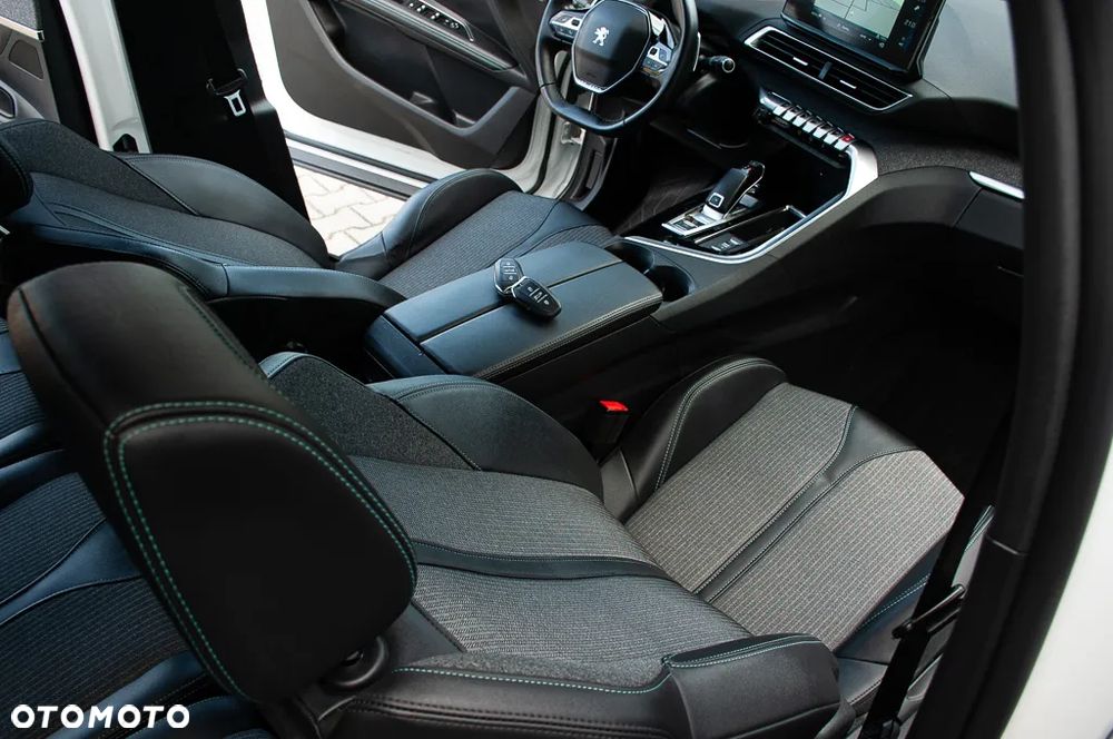Peugeot 5008 2.0 BlueHDI GT S&S EAT8 - 21