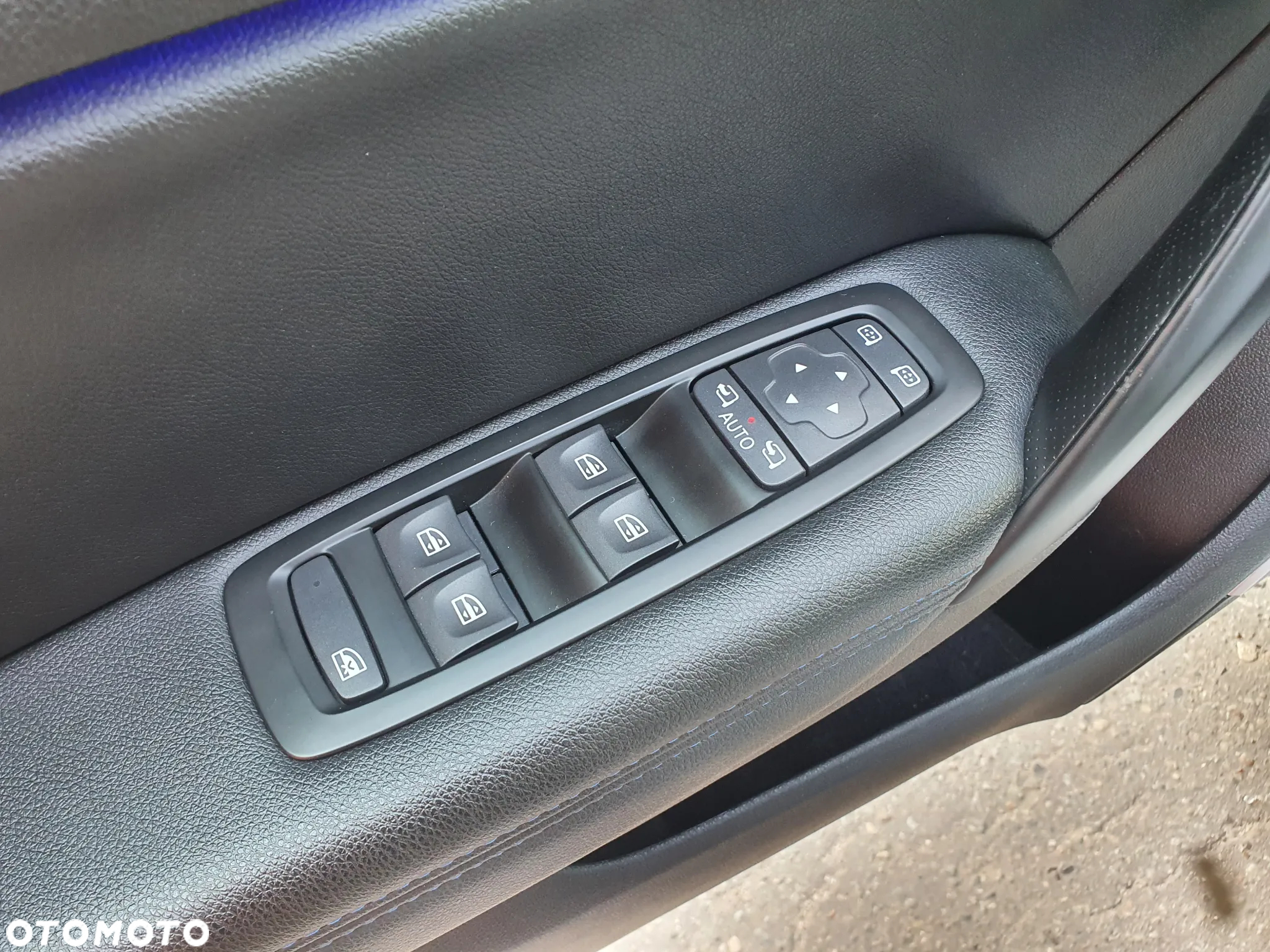Renault Megane ENERGY dCi 165 EDC GT - 21