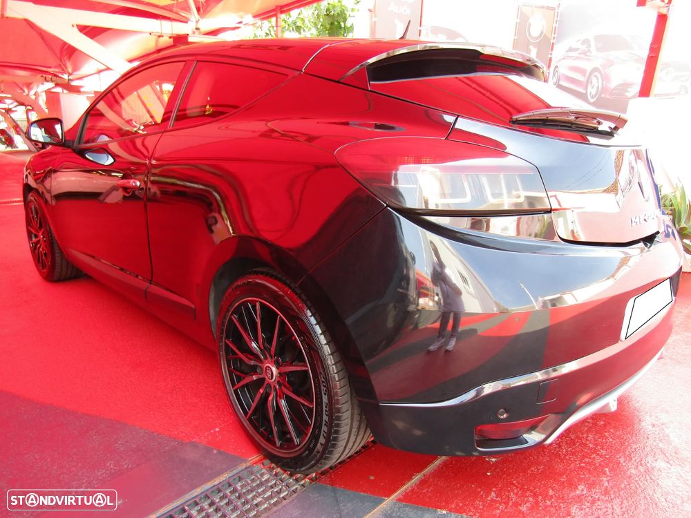 Renault Mégane Coupe Energy dCi 110 FAP Start & Stop GT Line - 40