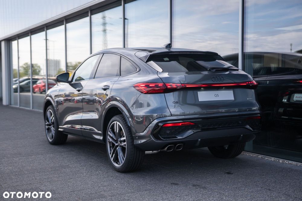 Audi Q5 Sportback - 4
