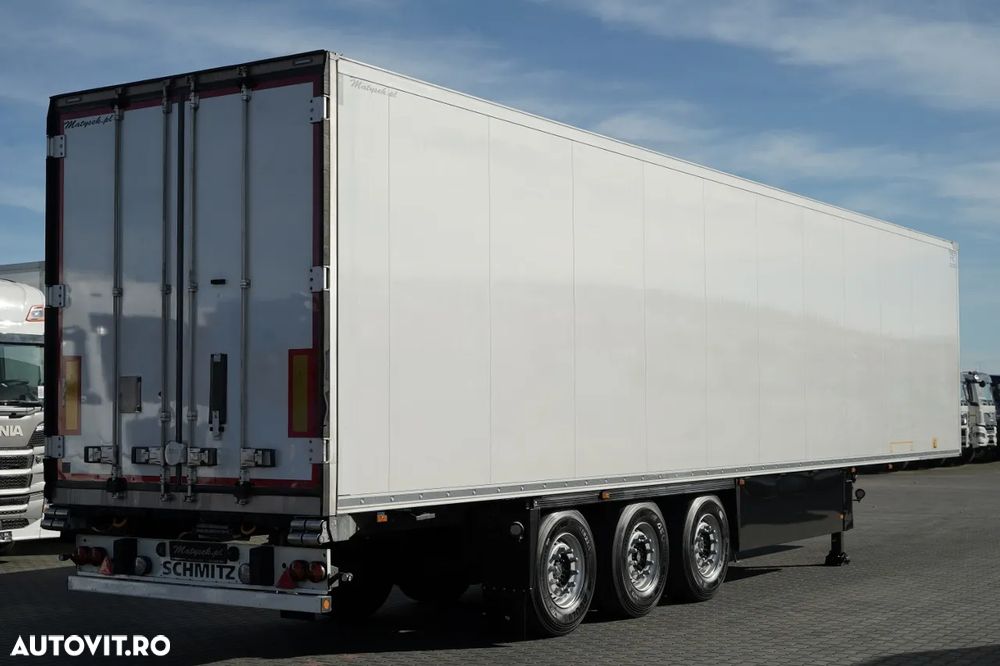 Schmitz Cargobull REFRIGERAT / THERMO KING SLX 400 / CU CÂRLIG / AXĂ DE RIDICARE / COȘ PENTRU PALEȚI - 8