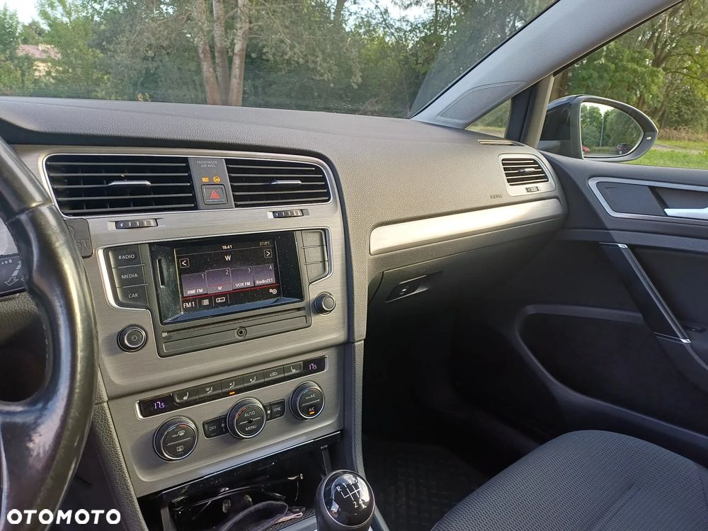Volkswagen Golf 1.6 TDI BMT Comfortline - 8